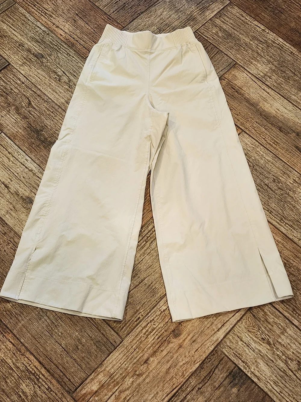 lululemon athletica Stretch Woven High-Rise Flowy Wide-Leg Cropped Pant Size XS