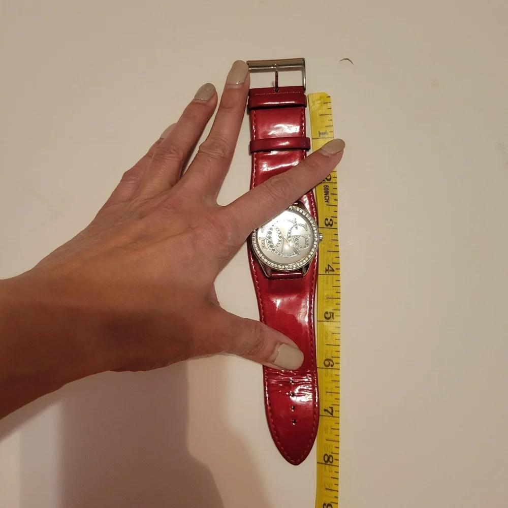 Guess elegant watch