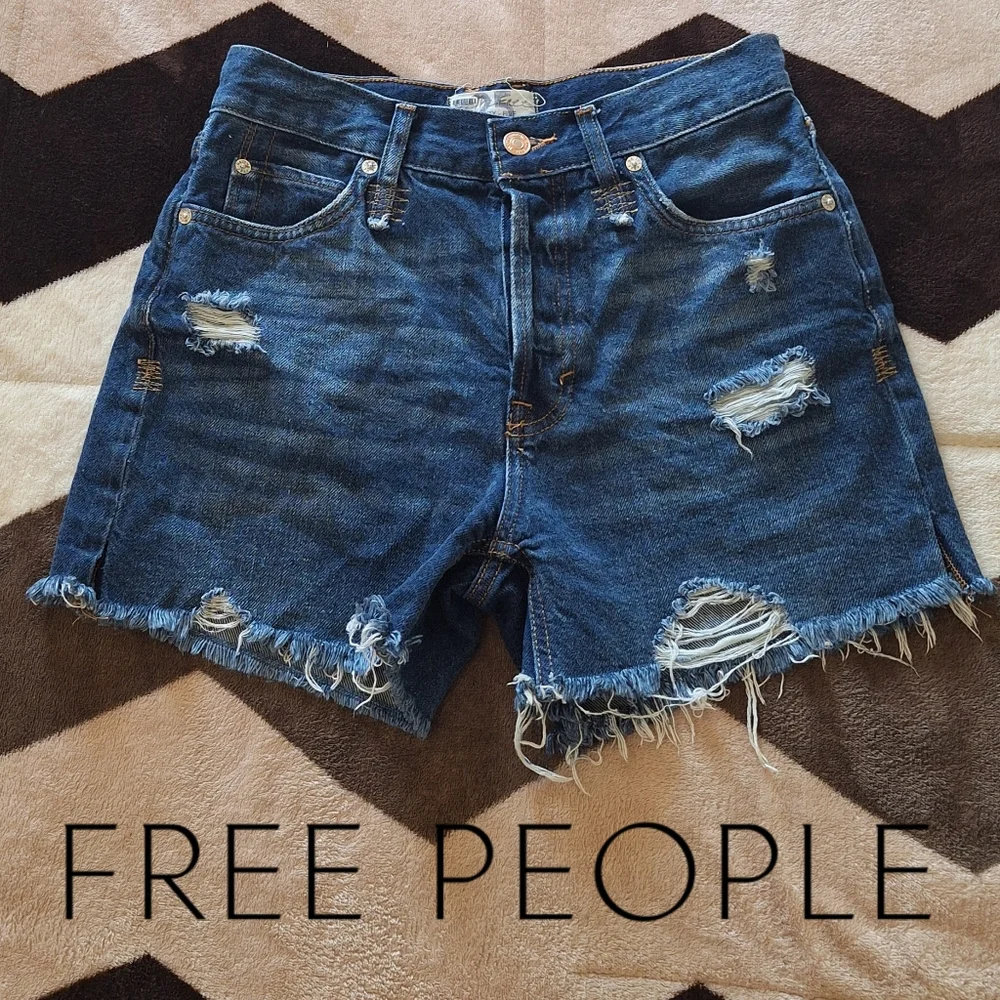 Free People - We The Free Makai Cut-off Short - In Too Deep - Size 25