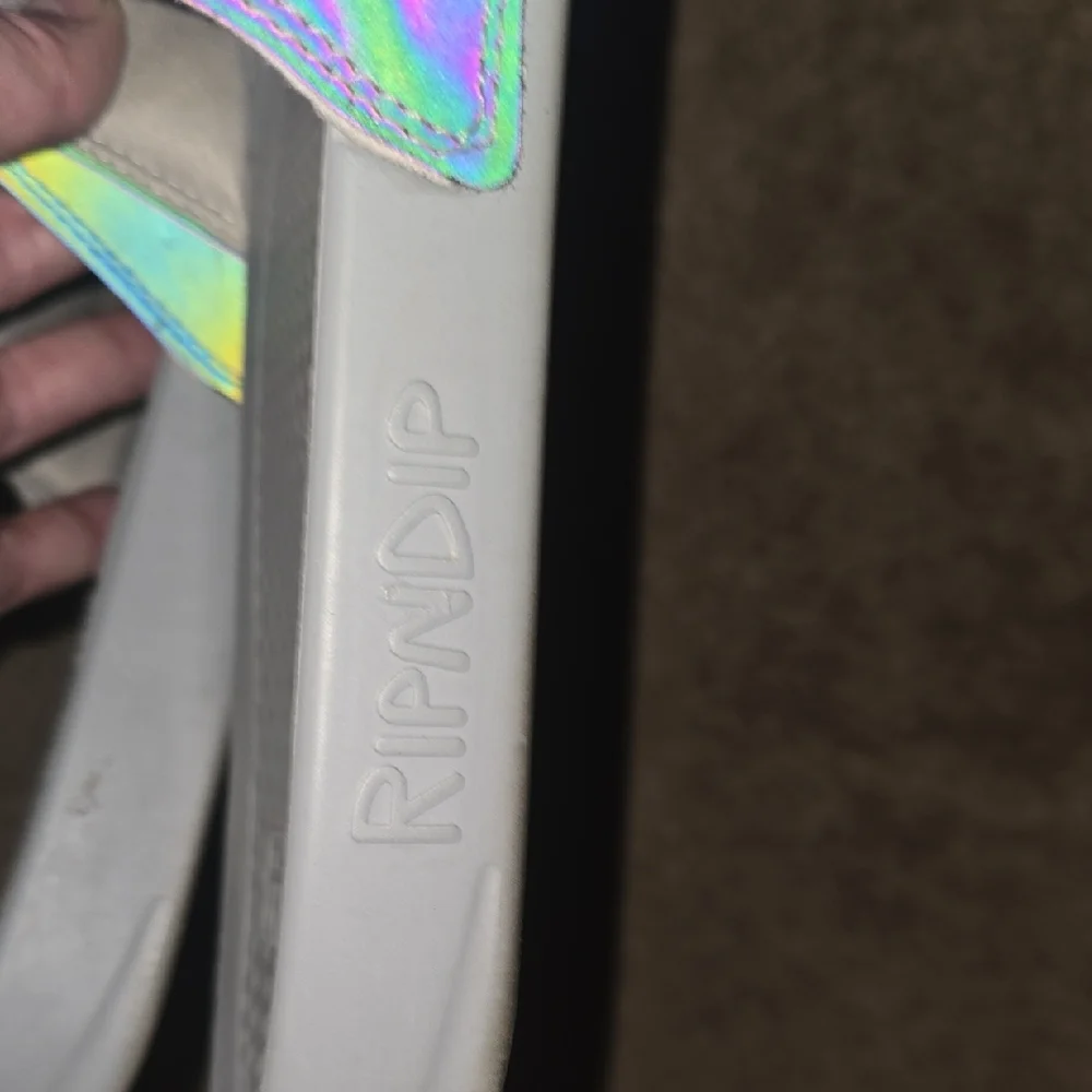 Ripndip vibrant slides