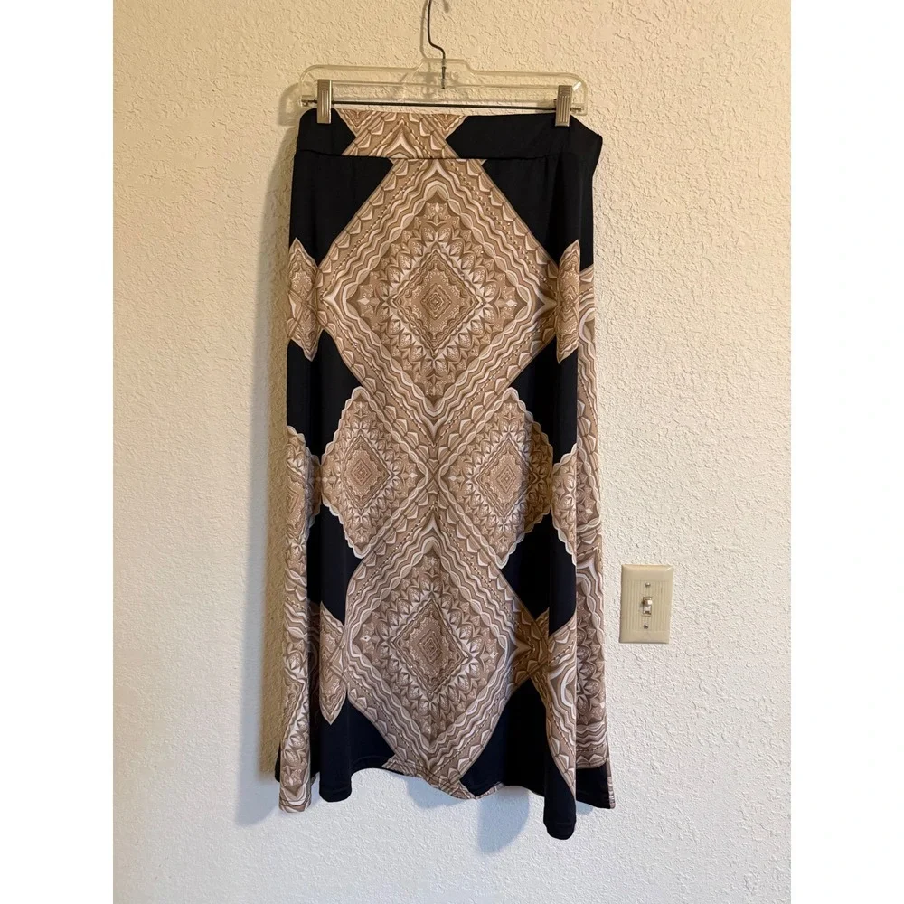 Metrowear Women XL Maxi Skirt Black Tan Geometric Medallion Rhinestone Boho Long