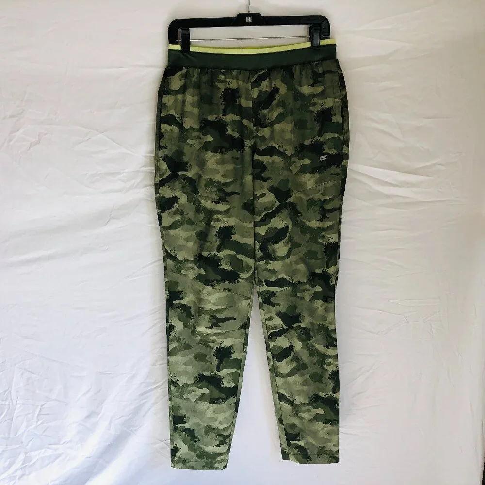 Fabletics The Fundamental‎ Jogger Pants Men's Size Small Green Camo Performance