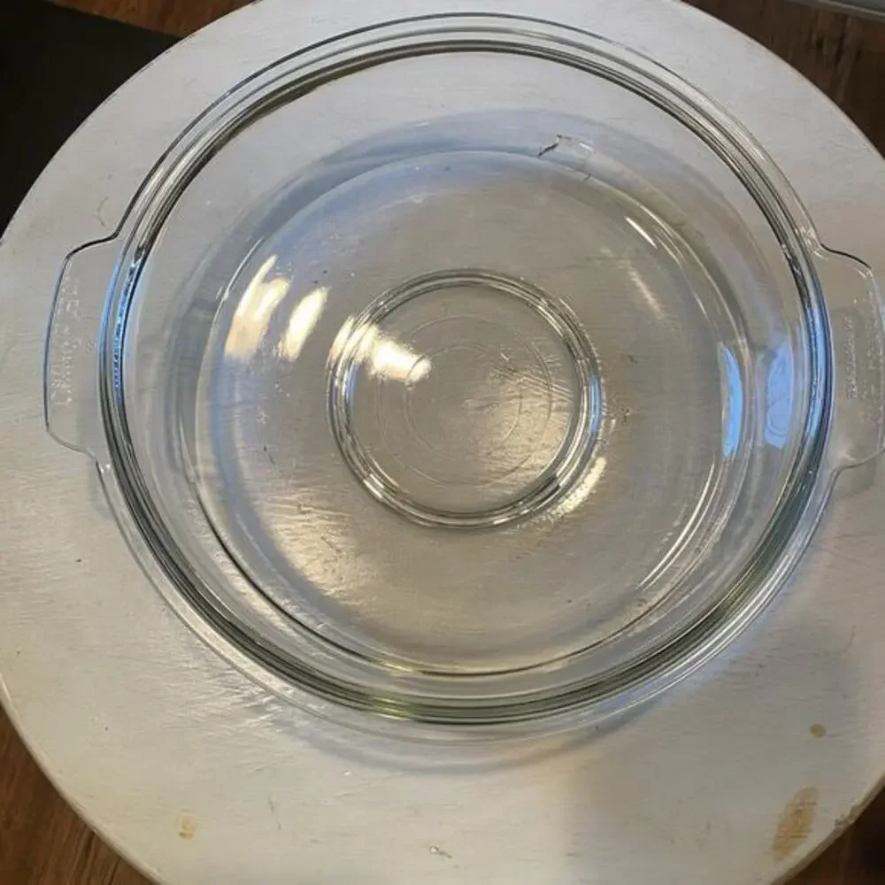 Pyrex clear round