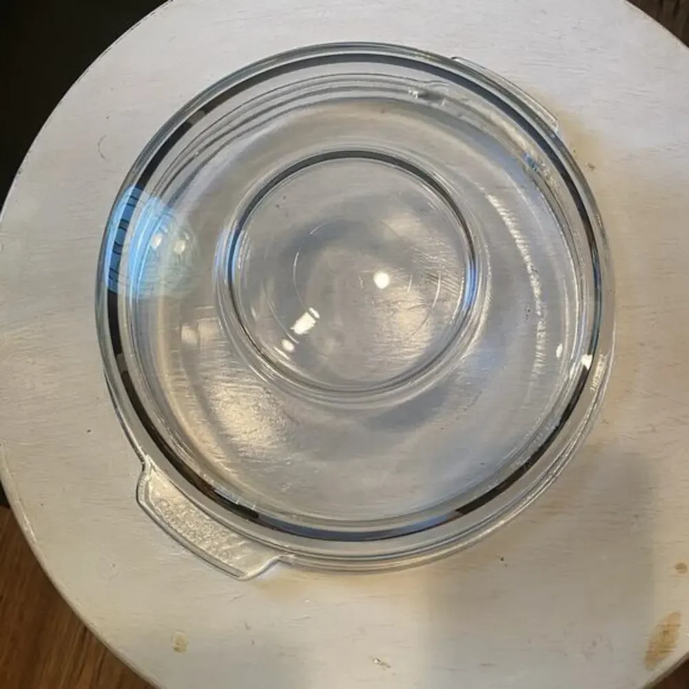 Pyrex clear round
