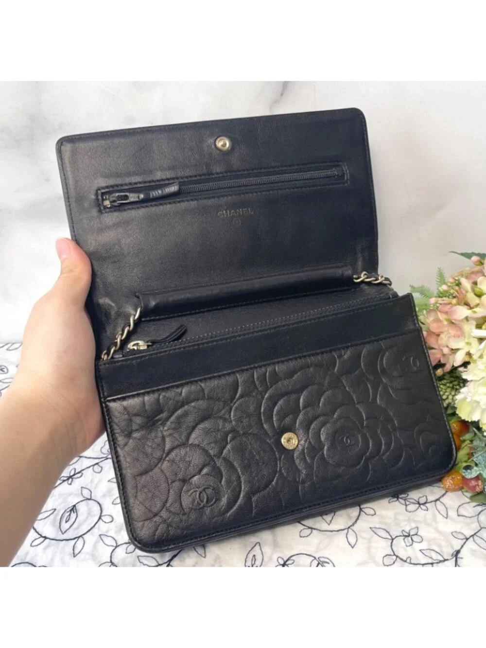 Chanel chain wallet
