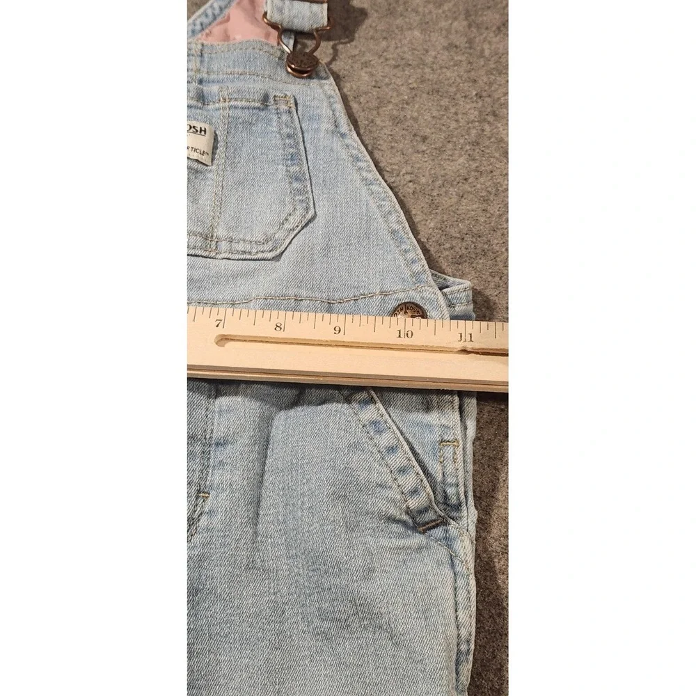 OshKosh Bgosh brand oshkosh