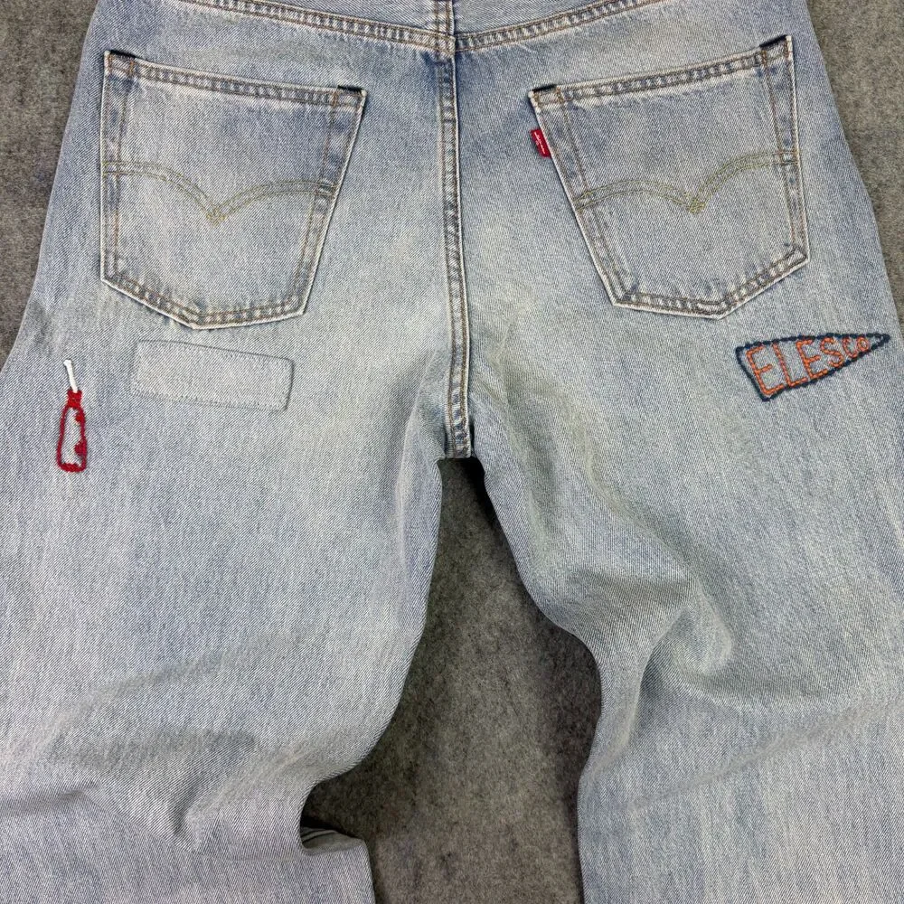 Levi's Men's 568 Stay Loose Jeans Size 32x32 Light Wash Denim Patch Folk Chaos