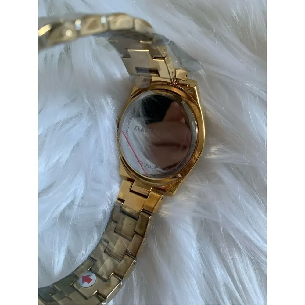 Kenneth Cole beautiful watch
