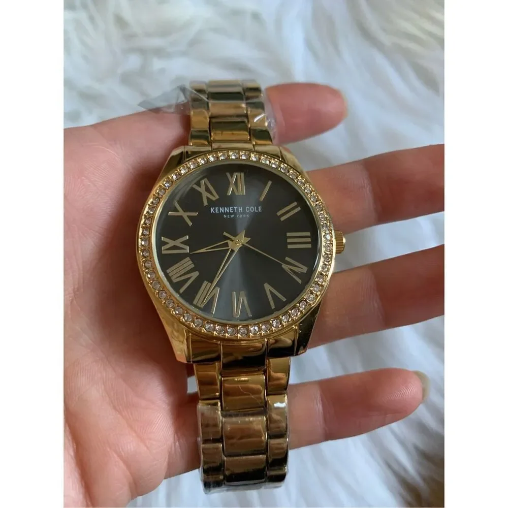Kenneth Cole beautiful watch