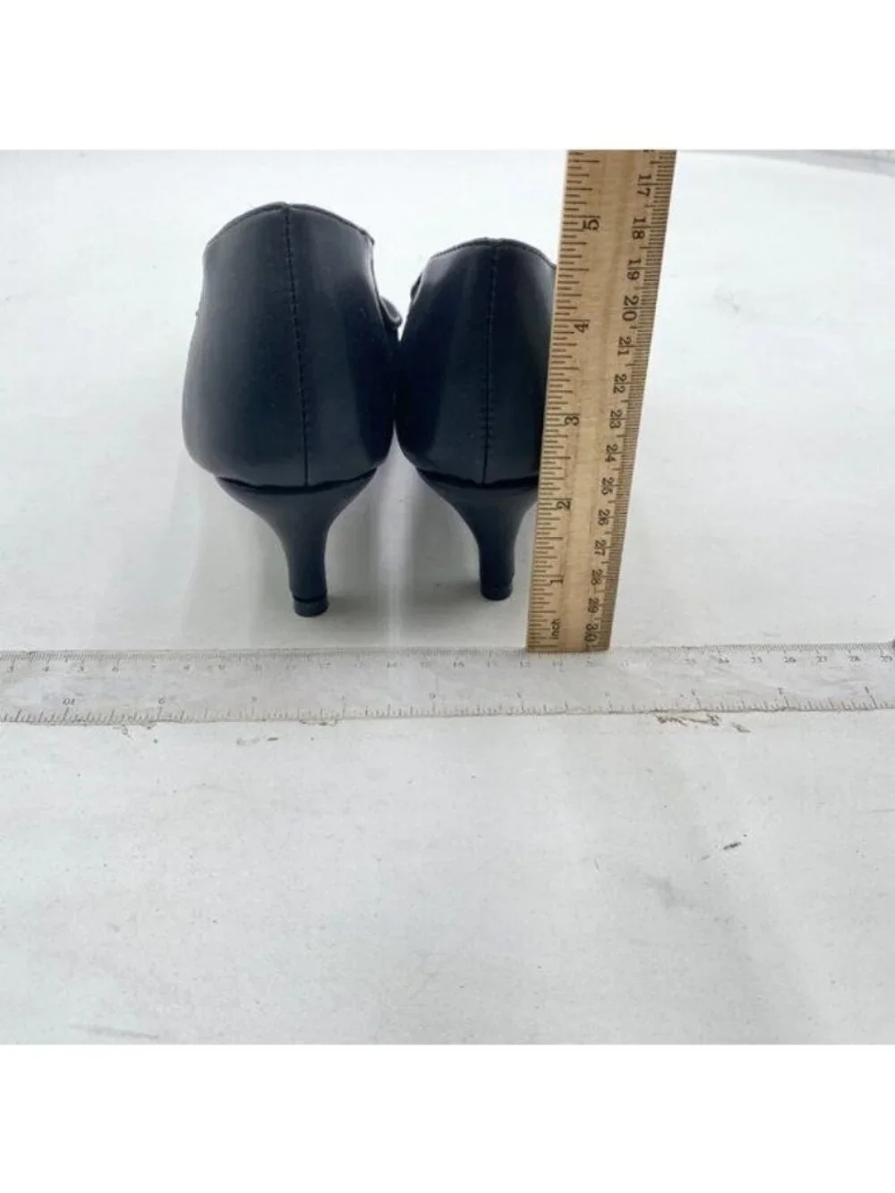 XYD women pointed