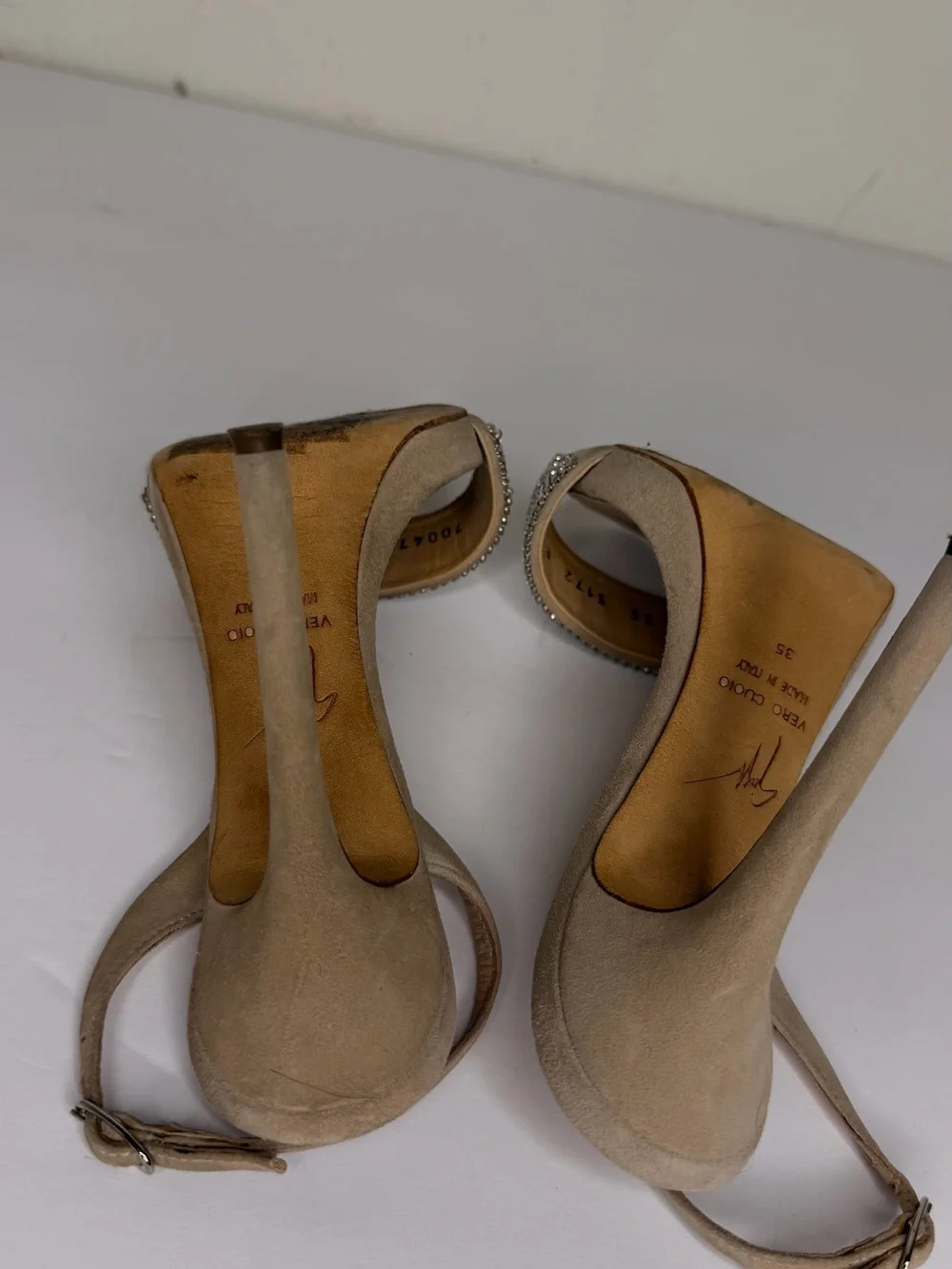 Giuseppe Zanotti elegant beige