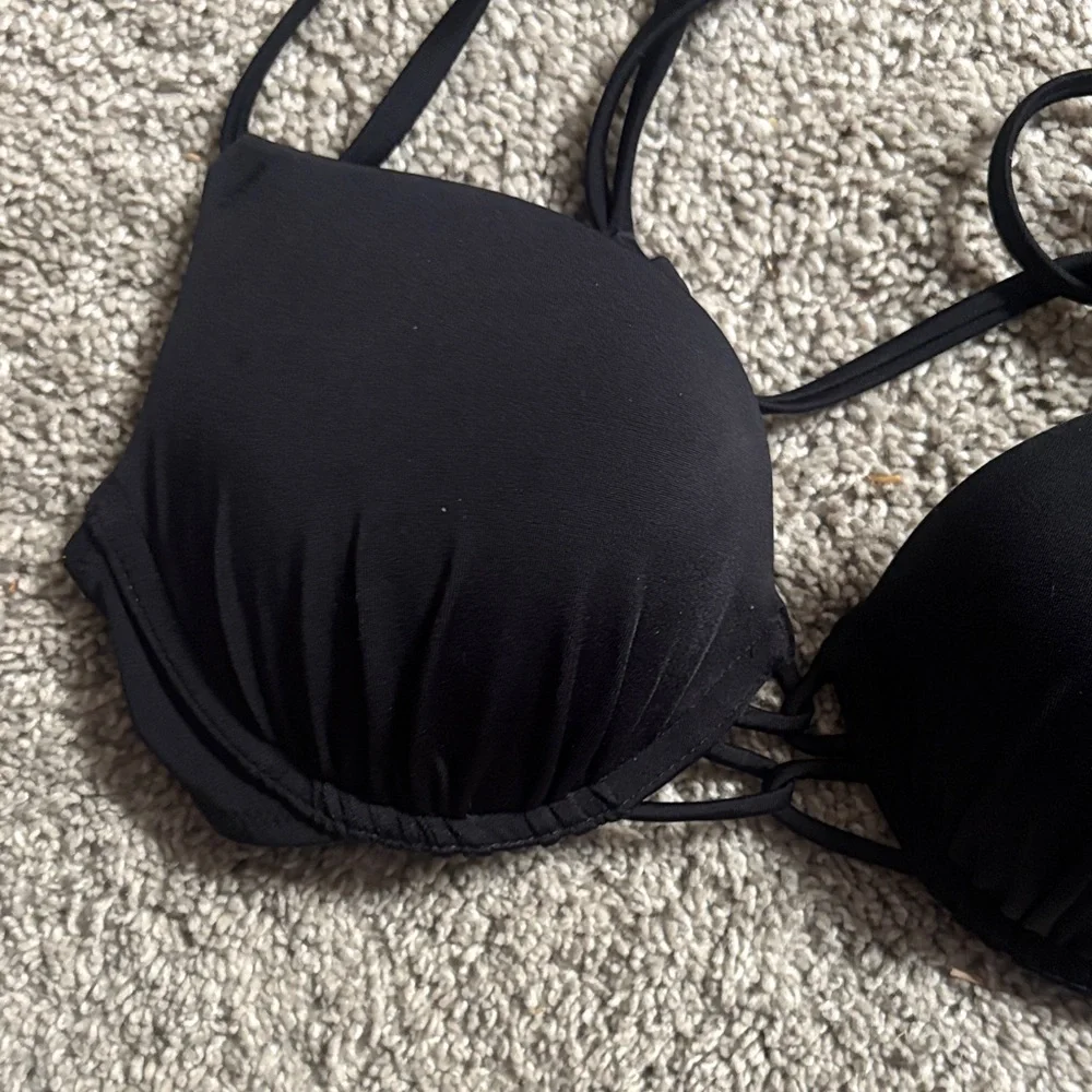 Shade & Shore chic black