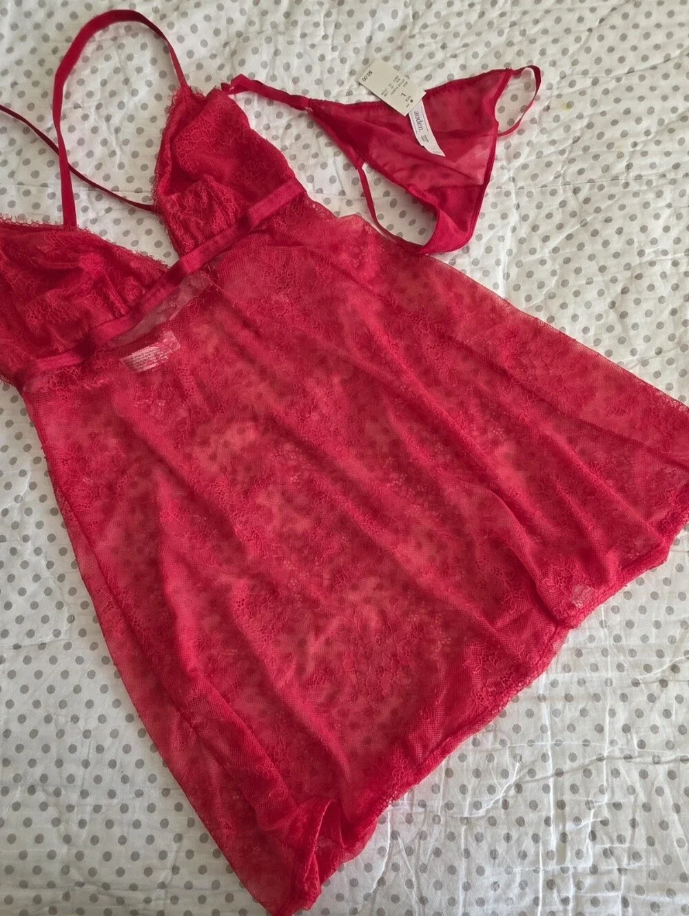 Auden cherry red