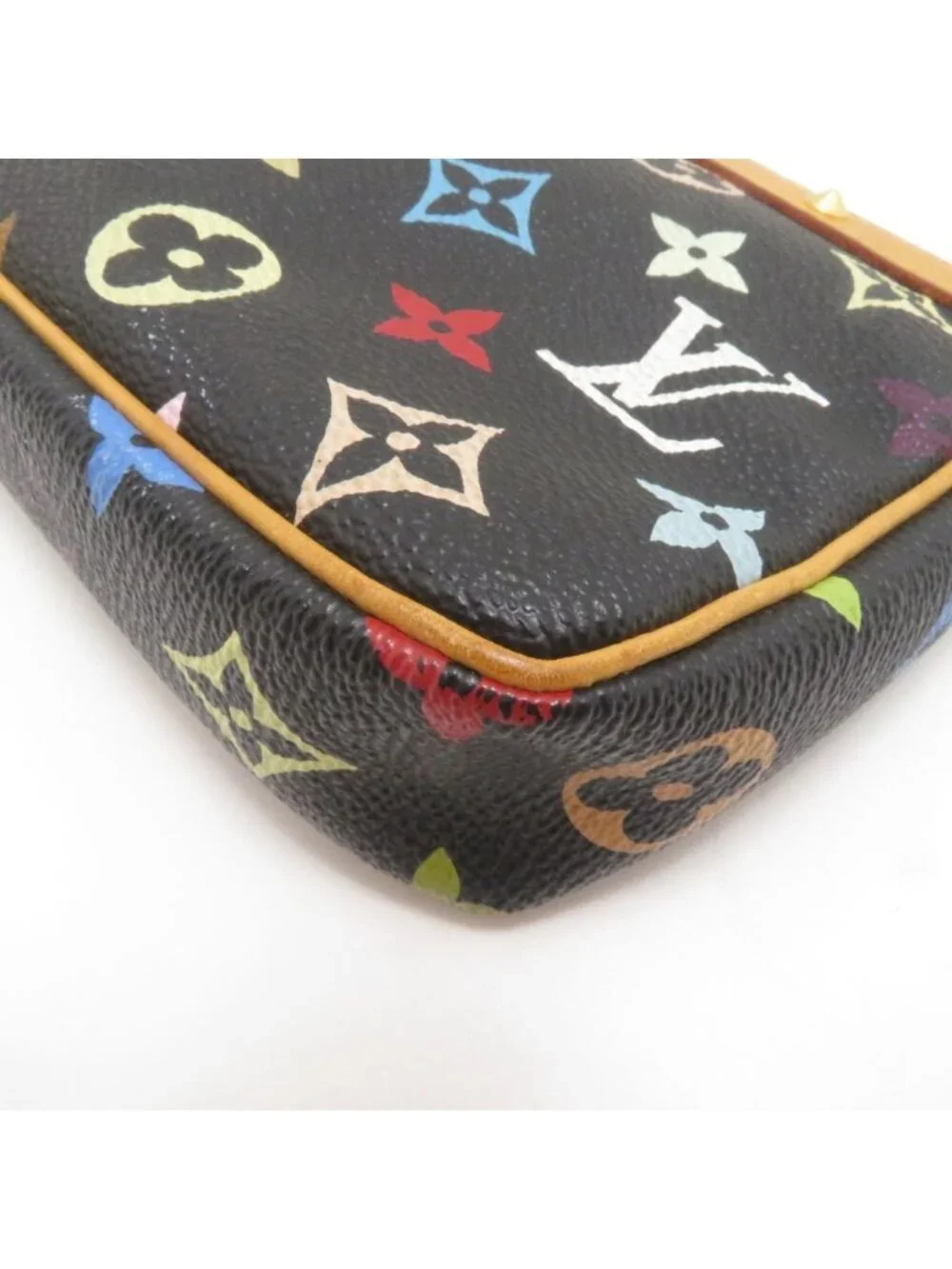 Louis Vuitton brand louis