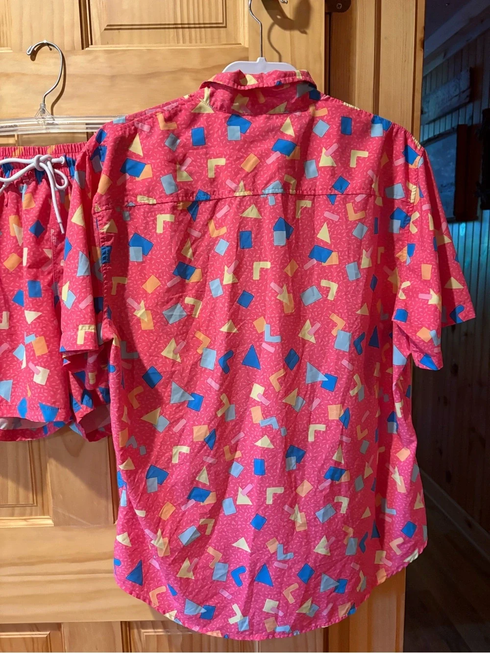 Cabana by Crown & Ivy Men's 2-Piece Retro 80s 90s Memphis Geometric Swim Set