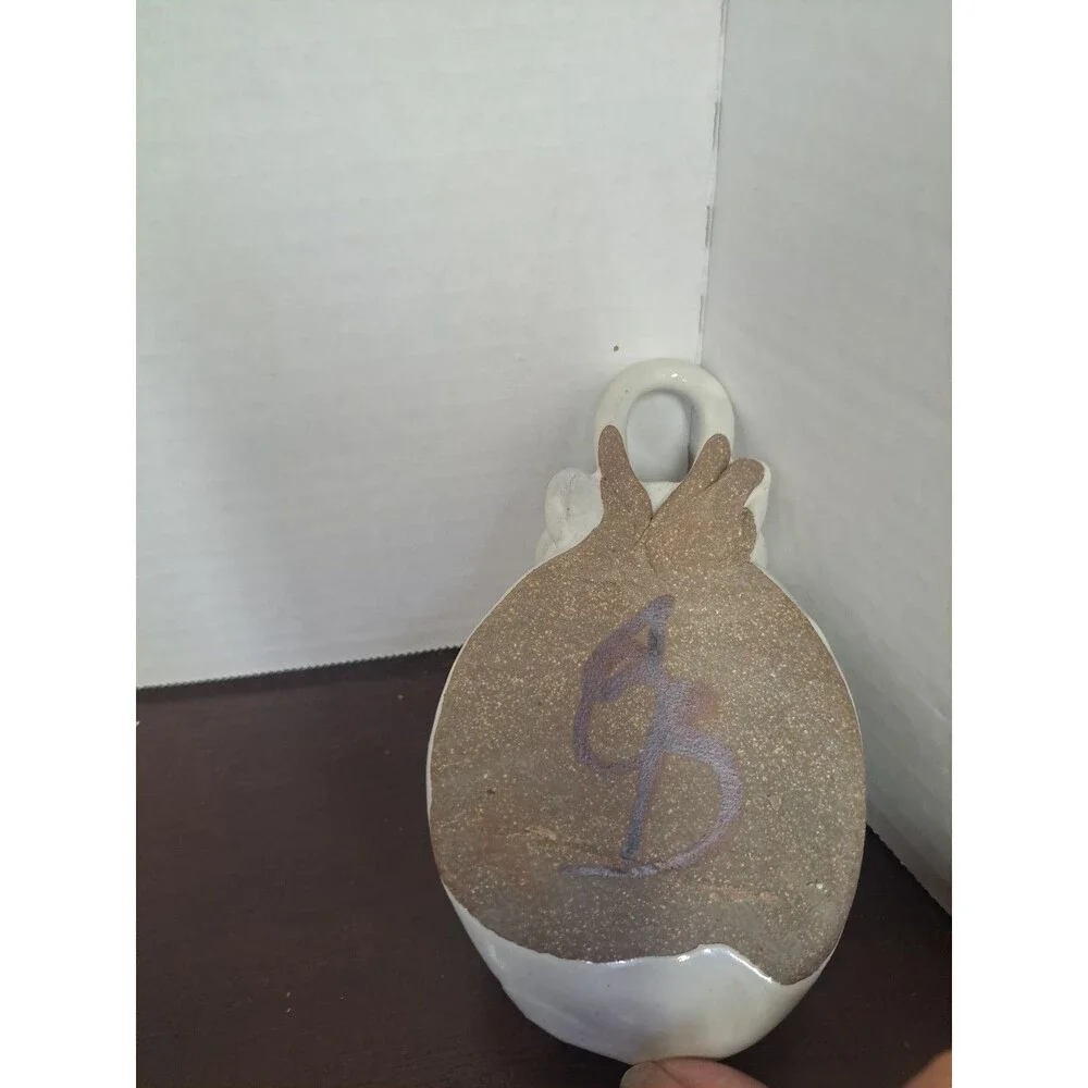 Unbranded dragonfly stoneware