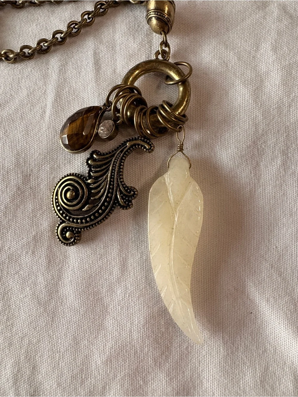 N/A elegant bronze