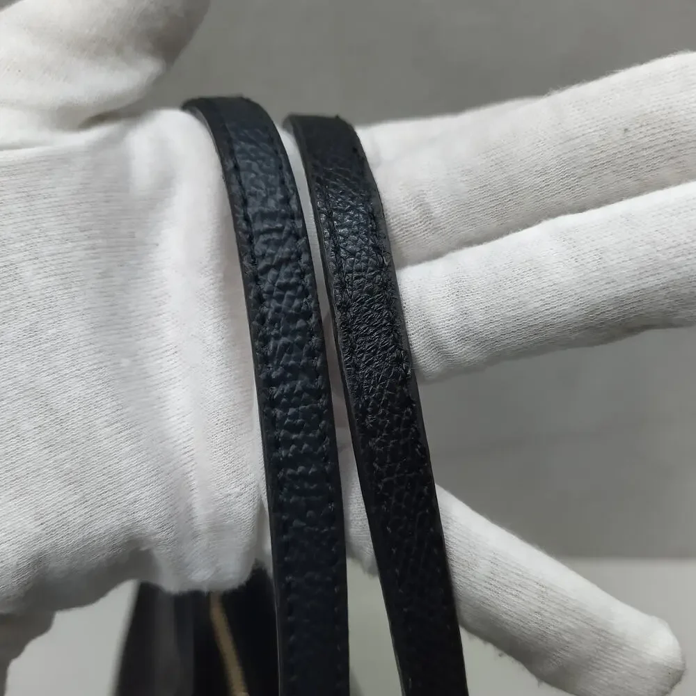 Coach pre lining details