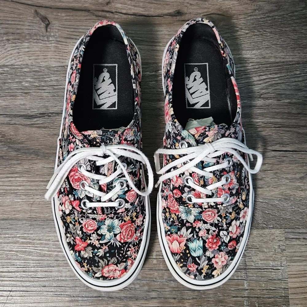 Vans Women's Floral Sneakers‎ - Black and Pink