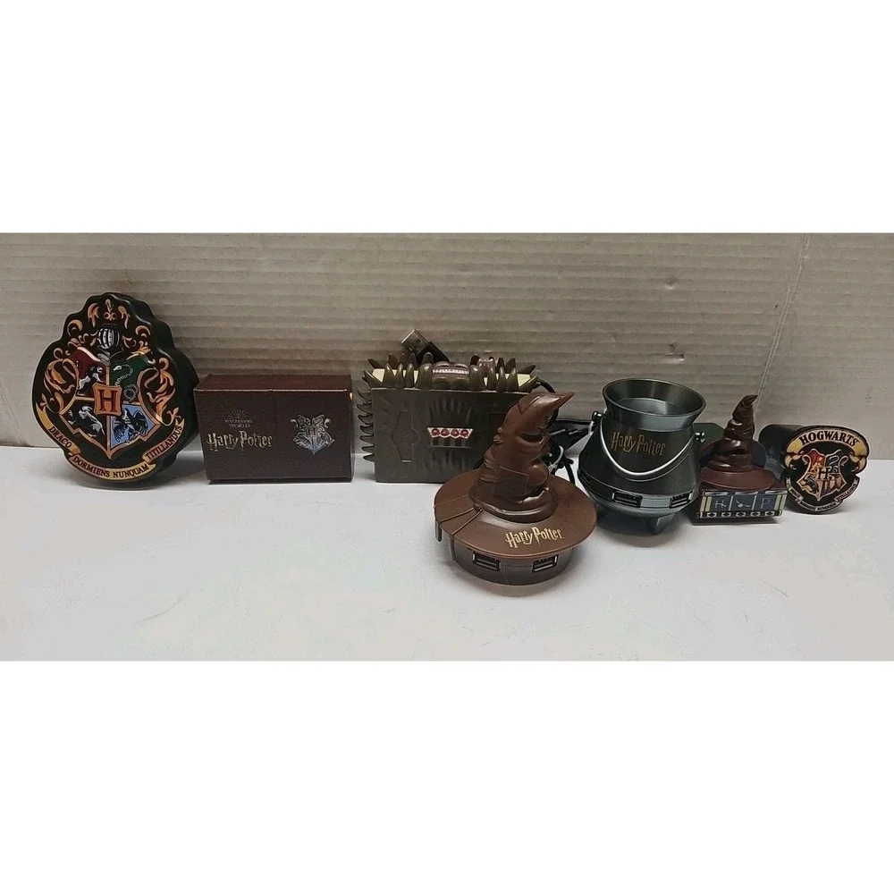 Wizarding World Harry‎ Potter Power Bank & Charging Port Lot Of 7
