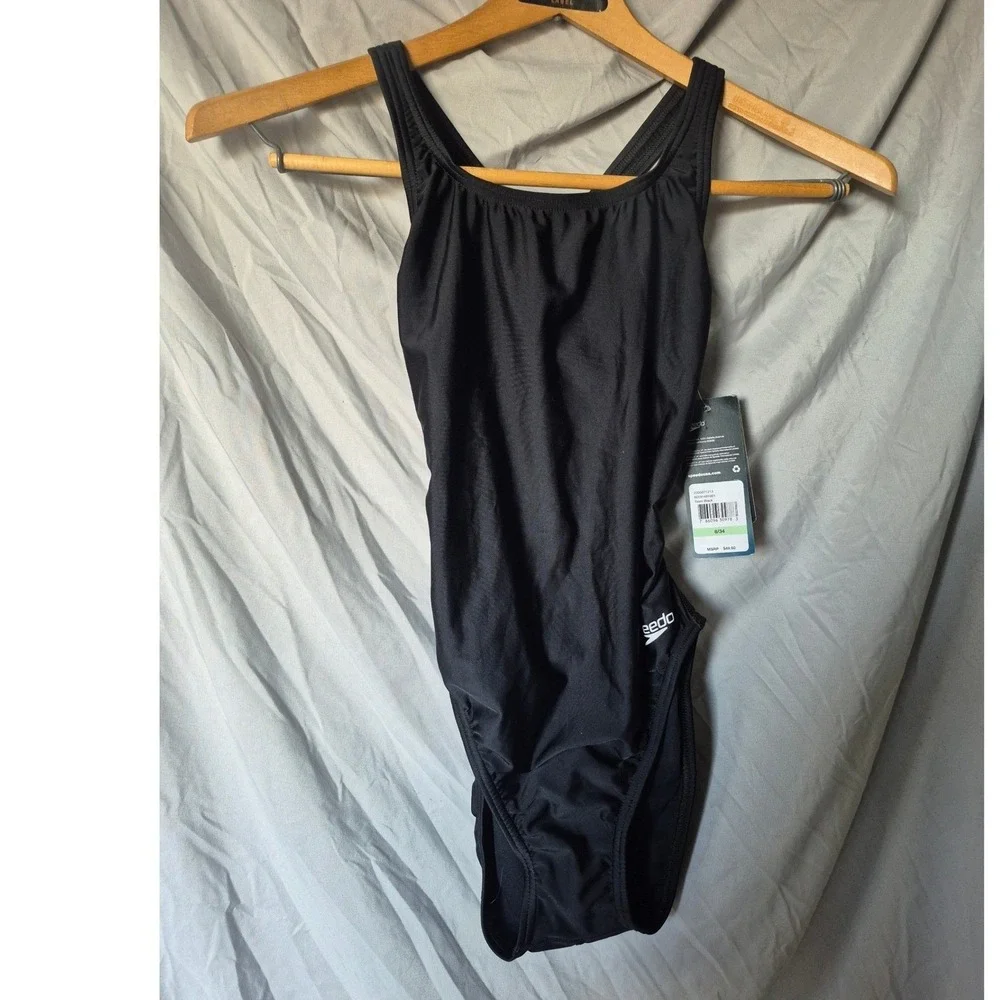 Speedo piece excellent