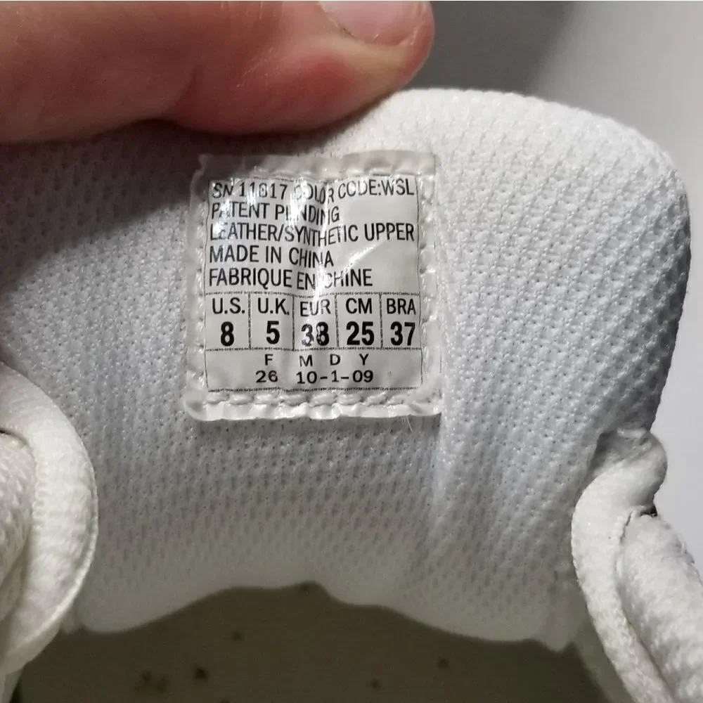 Skechers gently owned