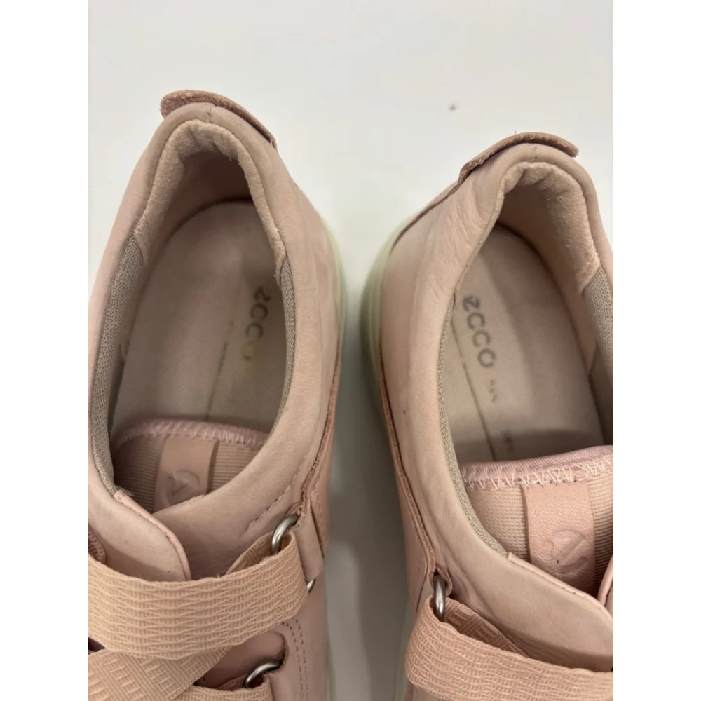 ECCO pre owned