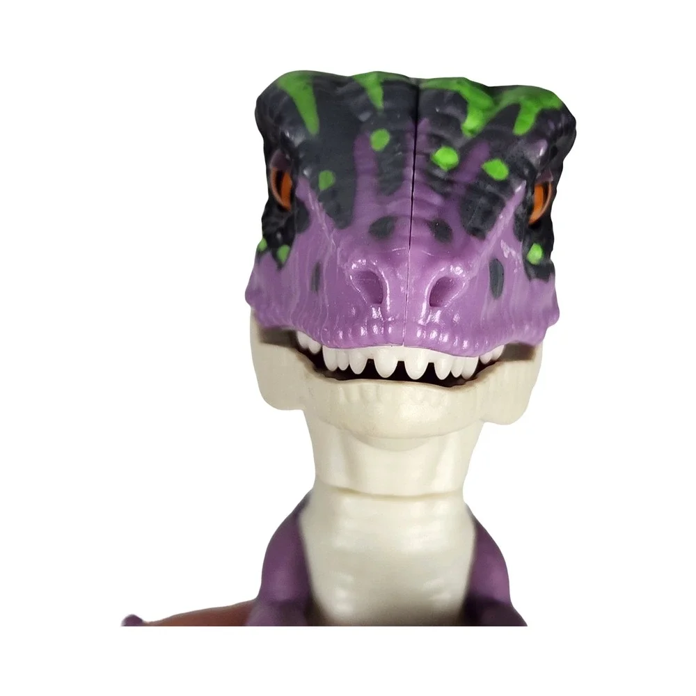 Wowwee toy claws pet