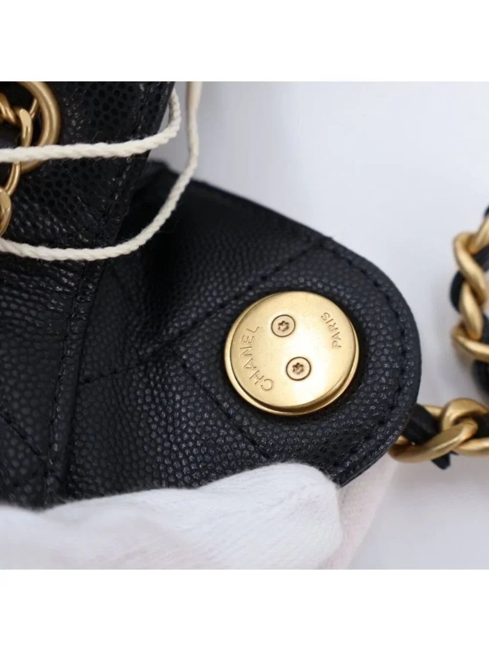 Chanel wear minor