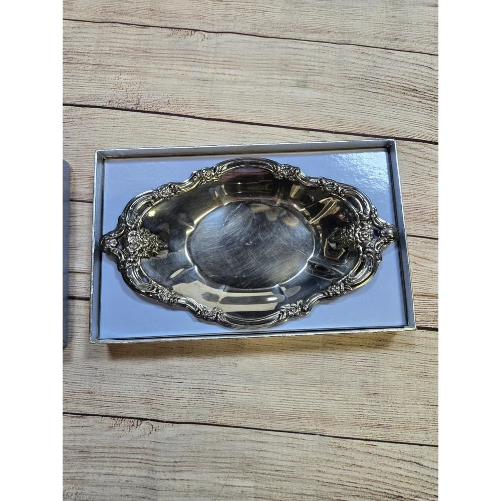 Community Silver plate by Oneida silversmiths‎ Silver Artistry Dish Floral