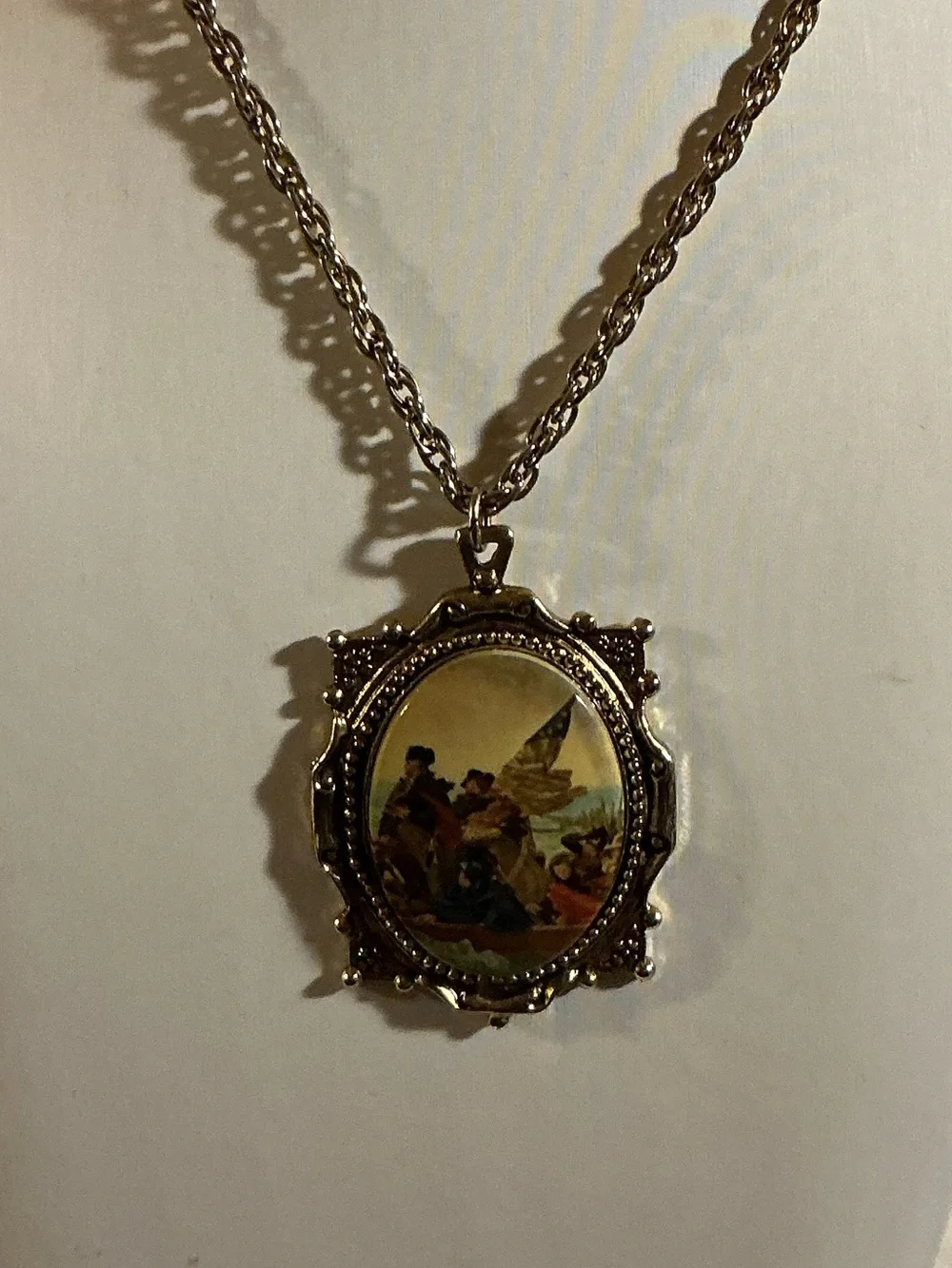 1976 Vintage Bicentennial Transfer Cameo Necklace celebrate american