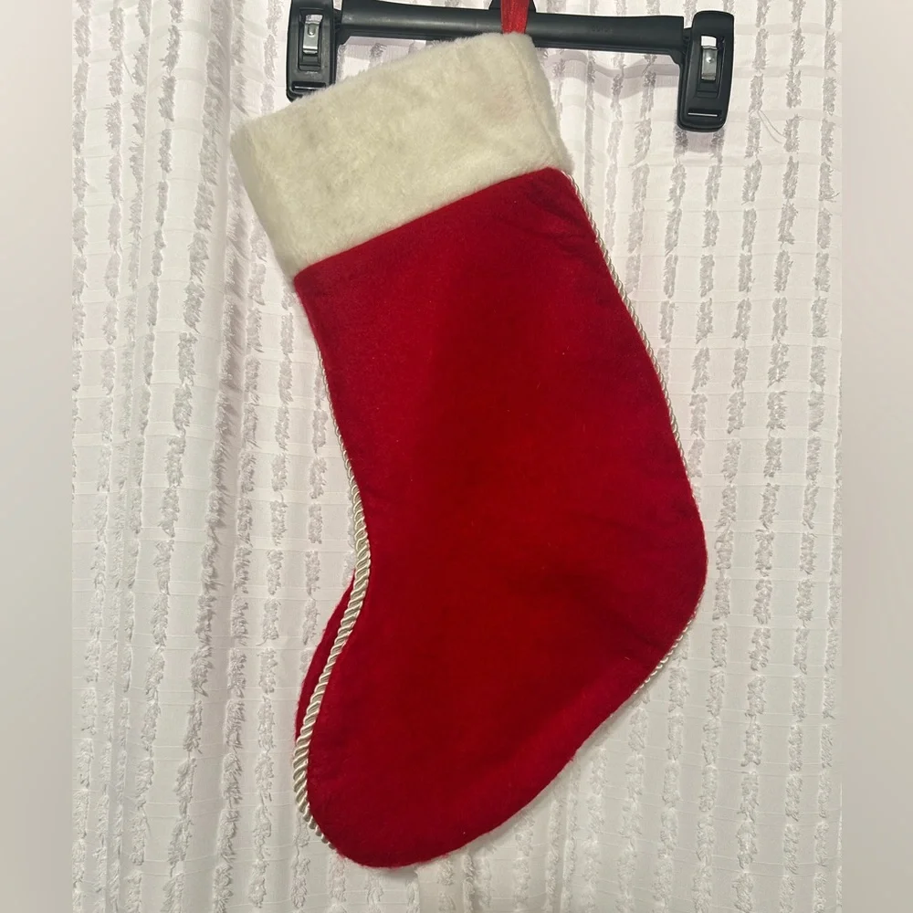 N/A festive red