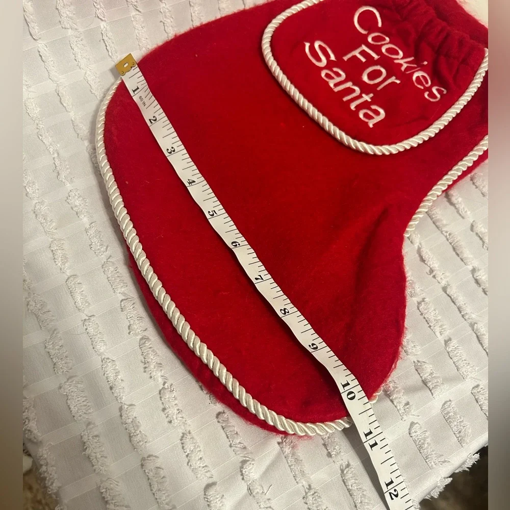 N/A festive red