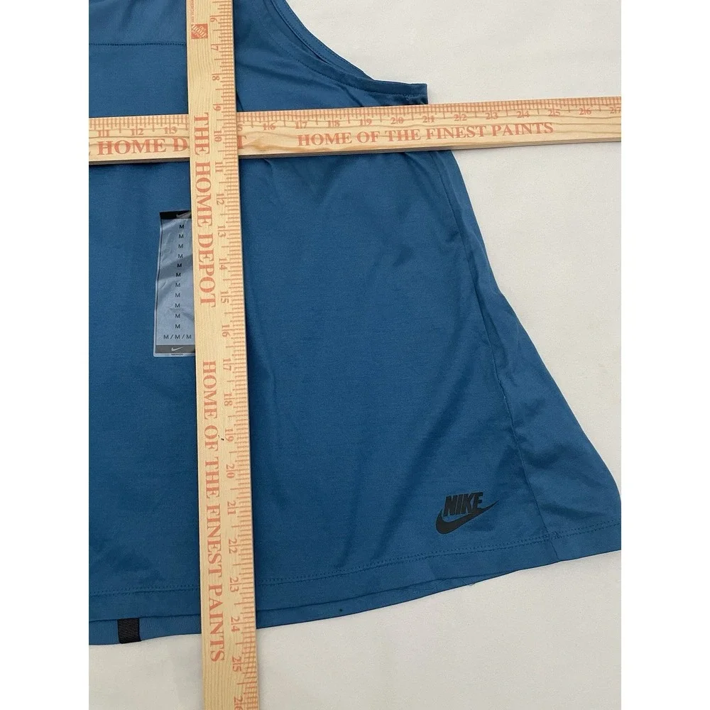 Nike features relaxed