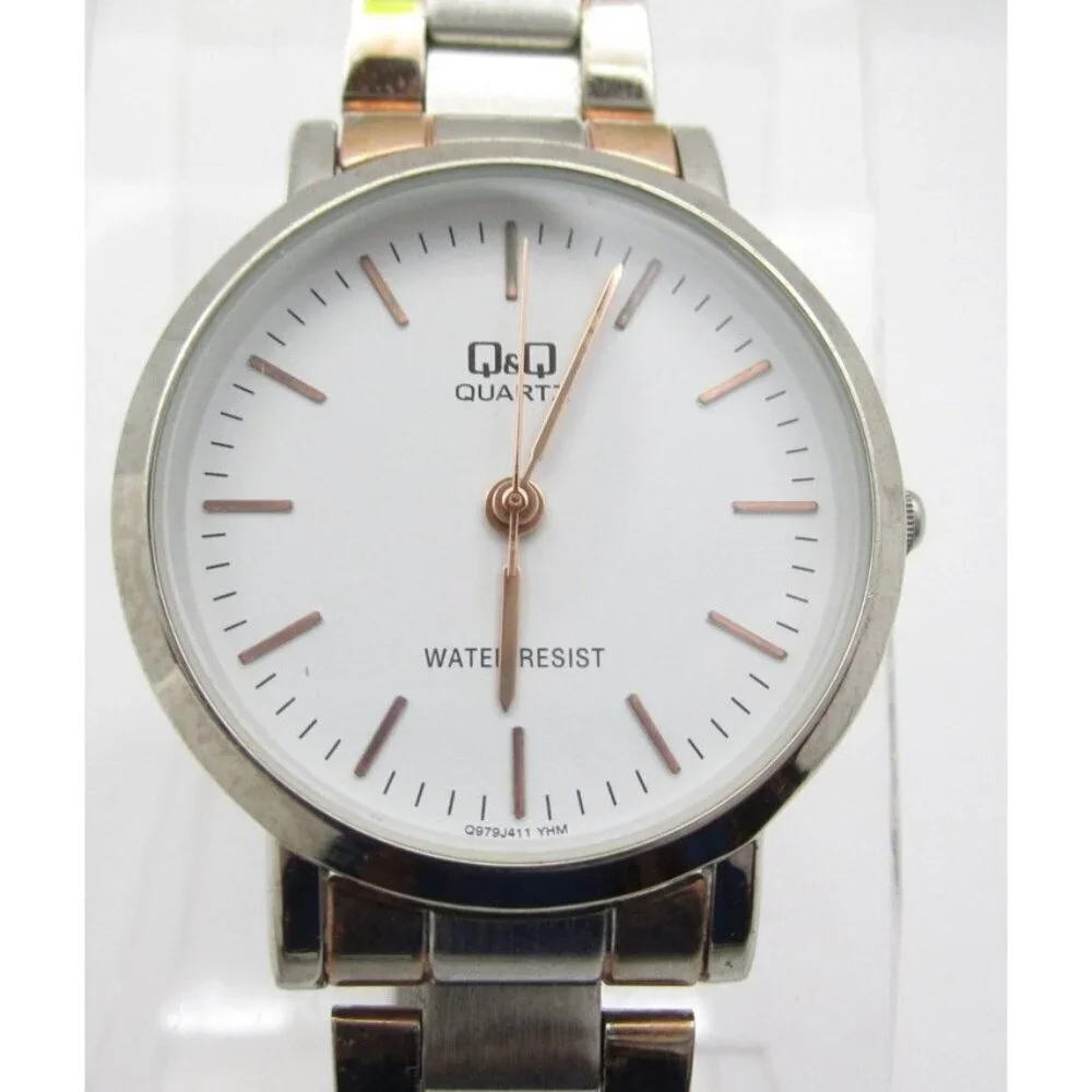 Women Q&Q Quartz WR Analog 30mm Round Watch (I54) 