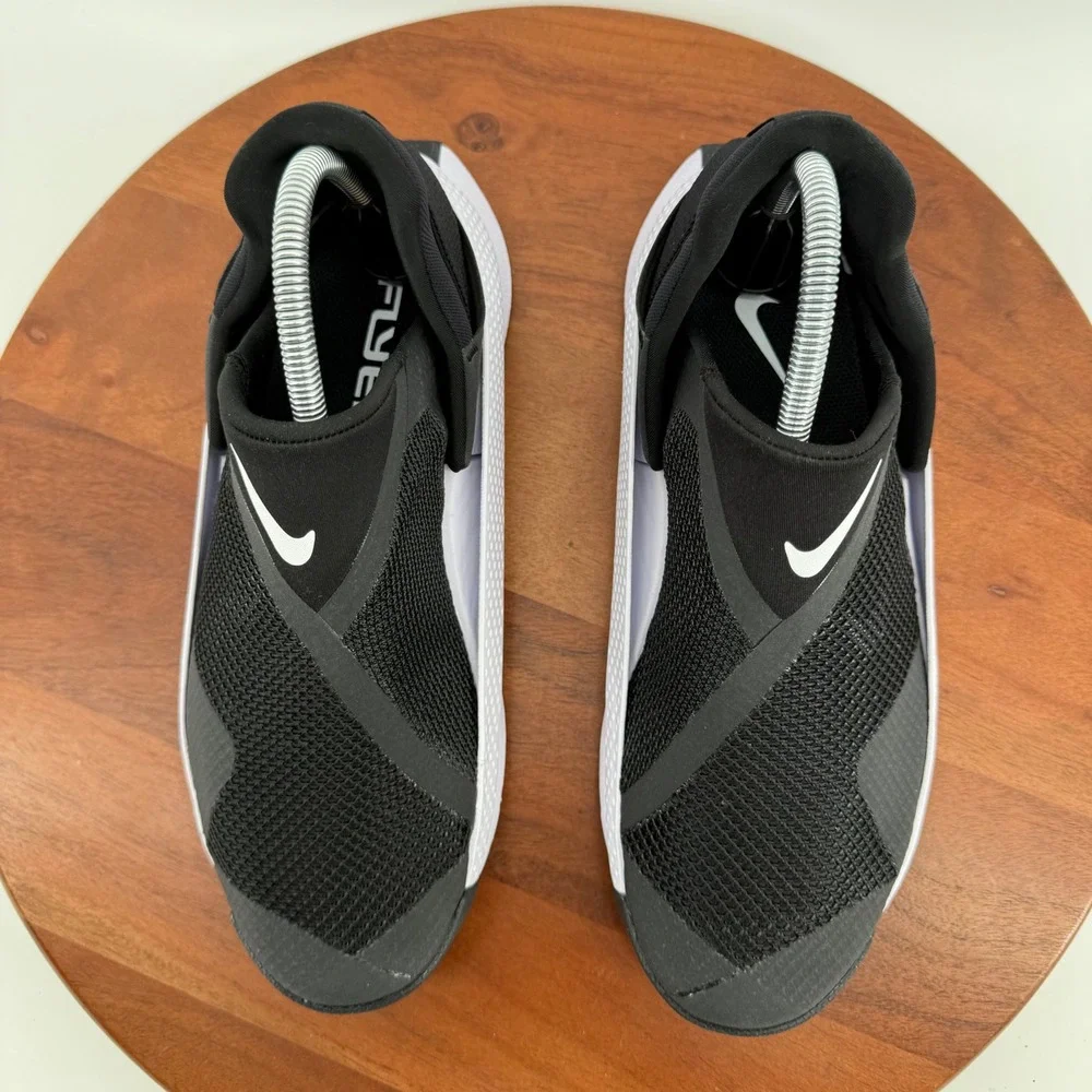 Nike go flyease