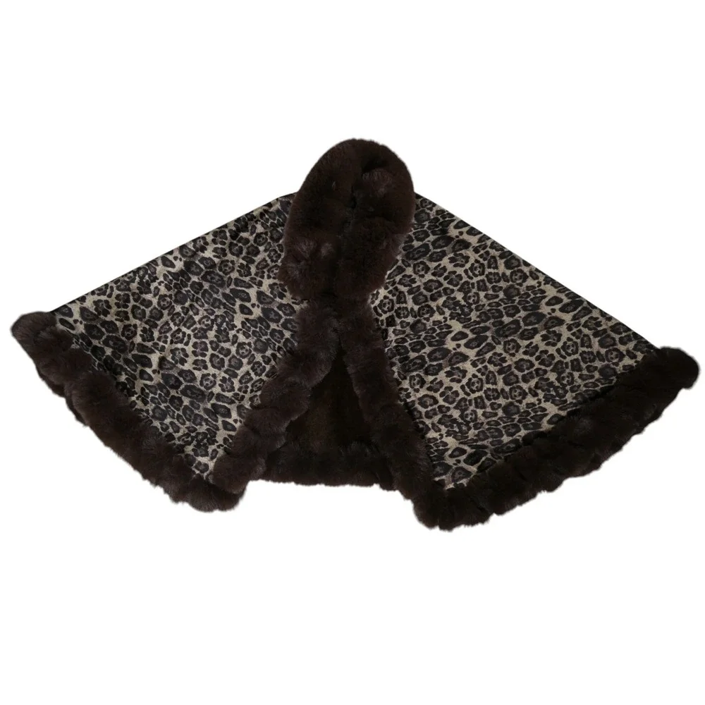 Vince Camuto OS Open Neck Leopard Print Fur Trim Shawl V4642533 – One‎ Size