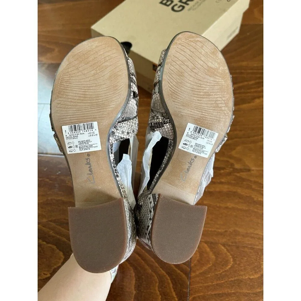 Clarks Women's Caroleigh‎ Rori Heeled Sandal Biege Snake Print 6.5 W NEW