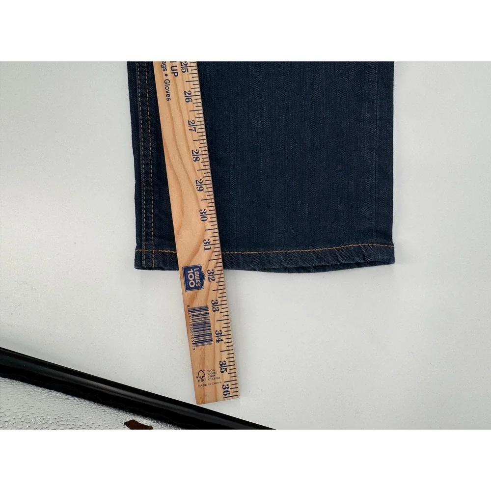 Levi Strauss Signature everyday 32 issues