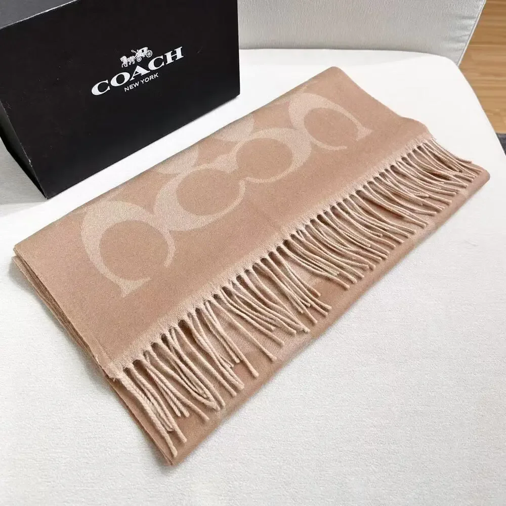 Coach beige logo