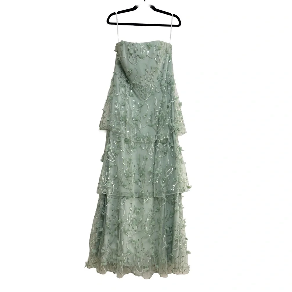 Dessy Collection new store