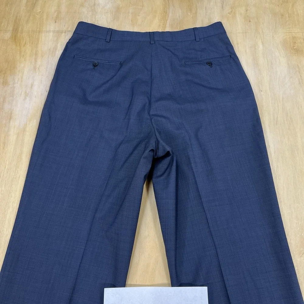 Brooks Brothers 👉please check