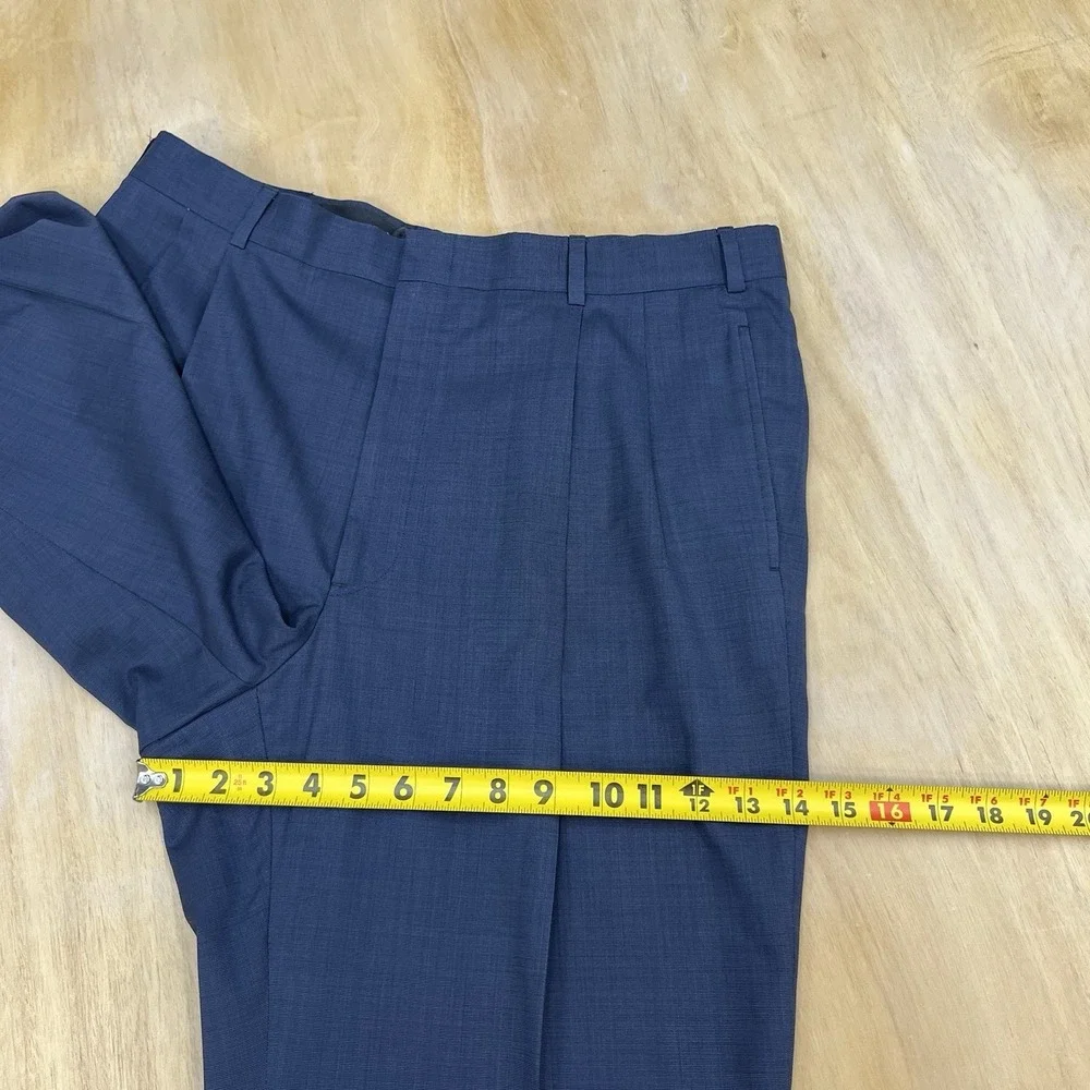 Brooks Brothers 👉please check