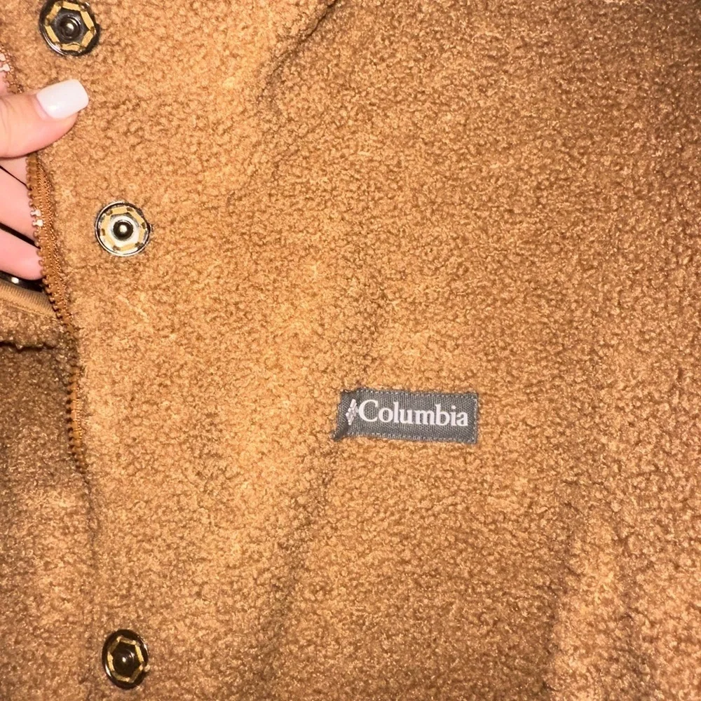 Columbia women hidden
