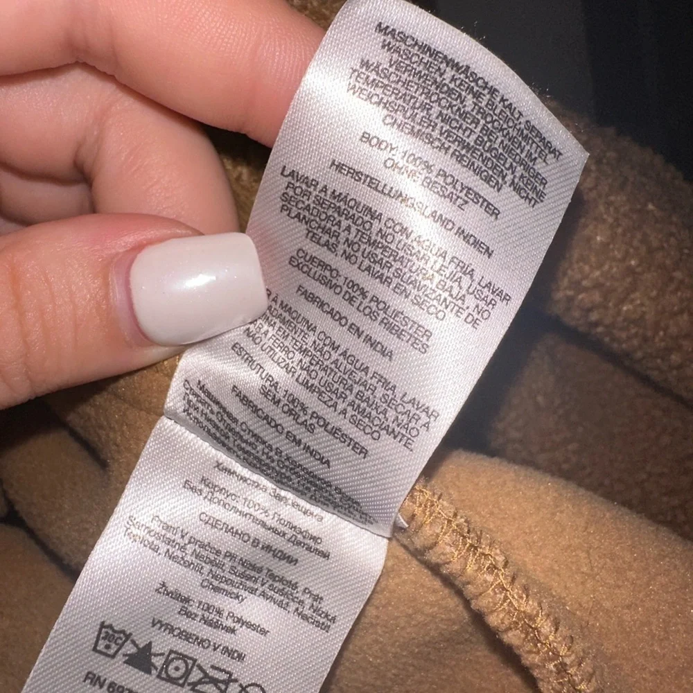 Columbia women hidden