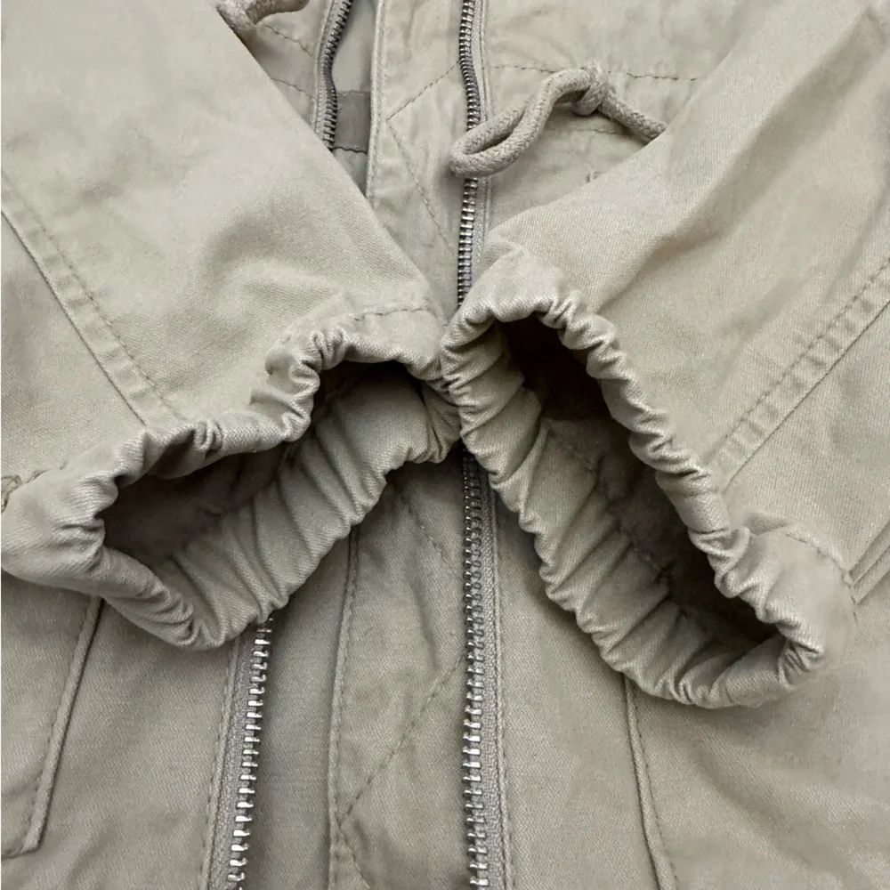 Old Navy euc worn