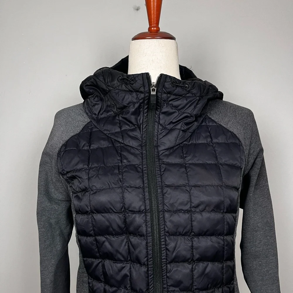Women's The North Face‎ Endeavor Thermoball Black & Gray Hooded Jacket SZ S