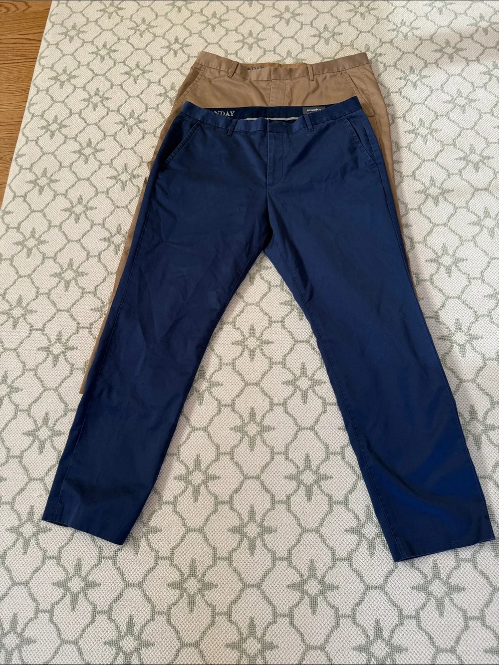 Bonobos pairs weekday