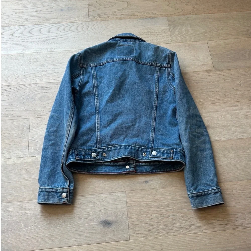 Levi Strauss & Co Denim Trucker Jacket Medium Wash Blue 0661