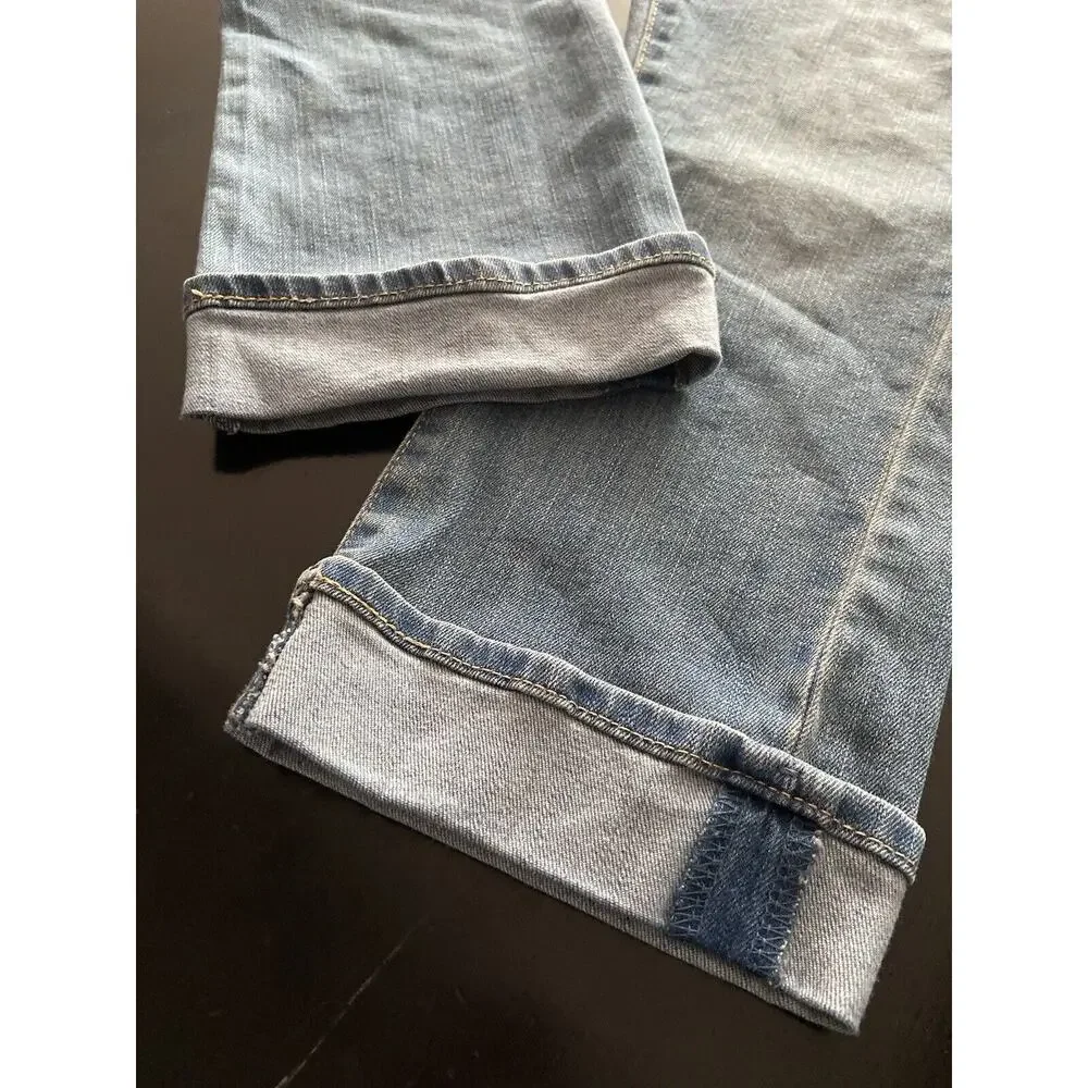 Levis these levi